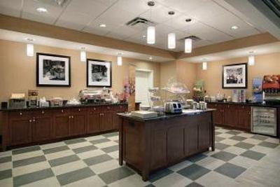 фото отеля Hampton Inn and Suites Charles Town