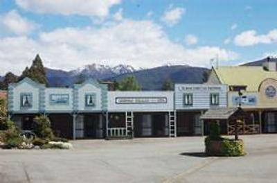 фото отеля Village Inn Hotel