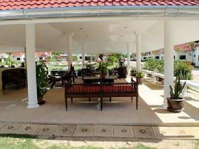 фото отеля Lake Villas Resort Bang Lamung