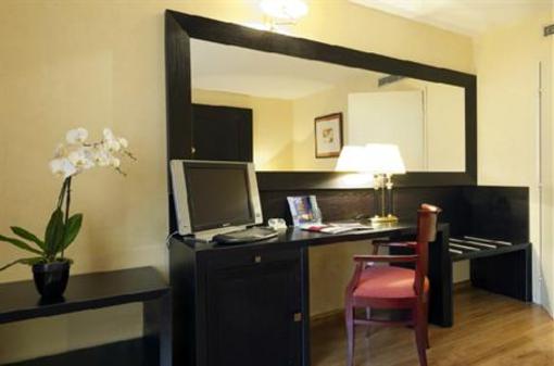 фото отеля Hotel Nice Riviera