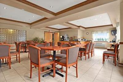 фото отеля Best Western King George Inn & Suites Surrey