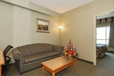 фото отеля Best Western King George Inn & Suites Surrey