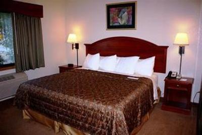 фото отеля AmericInn Hotel & Suites Mankato _ Conference Center