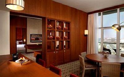 фото отеля Yas Island Rotana