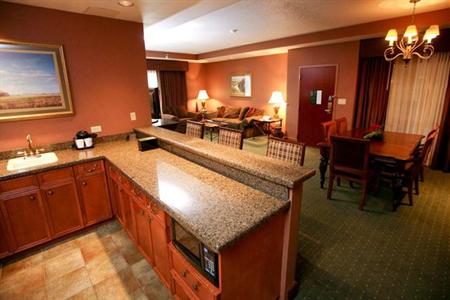 фото отеля Embassy Suites Lincoln