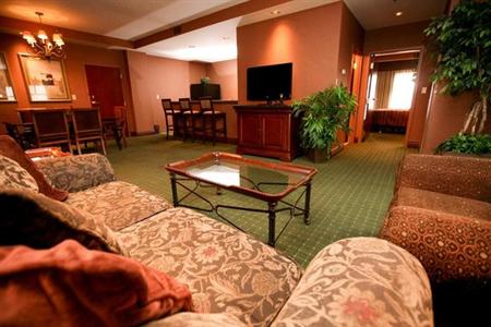 фото отеля Embassy Suites Lincoln