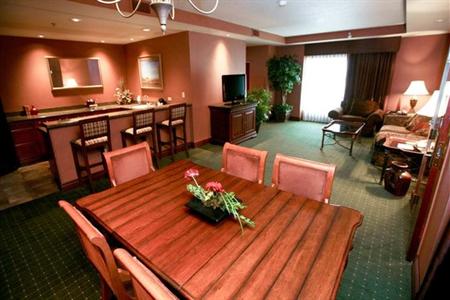фото отеля Embassy Suites Lincoln