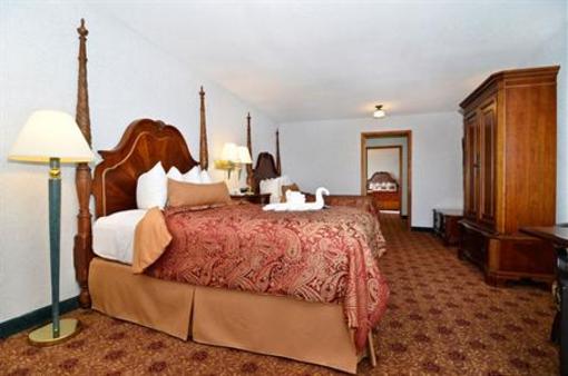 фото отеля BEST WESTERN Dockside Waterfront Inn
