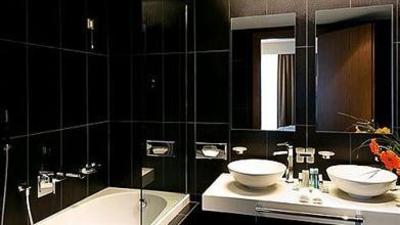 фото отеля Lucy Hotel