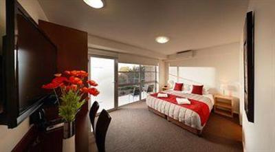 фото отеля Charlestown Executive Apartments