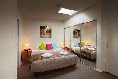 фото отеля Charlestown Executive Apartments