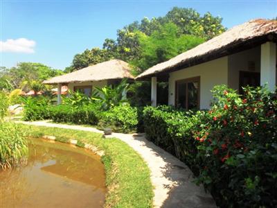 фото отеля Nibbana Resort