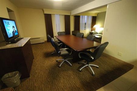 фото отеля DoubleTree by Hilton Hotel Rocky Mount