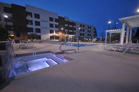 фото отеля DoubleTree by Hilton Hotel Rocky Mount