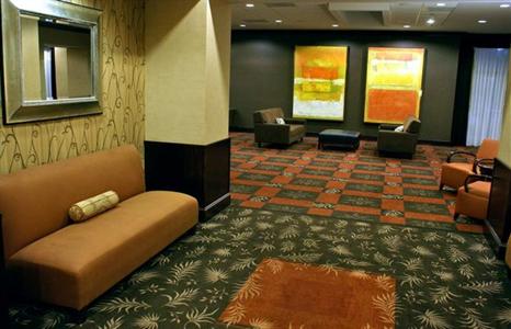 фото отеля DoubleTree by Hilton Hotel Rocky Mount