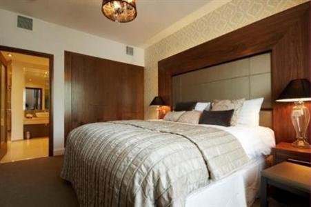 фото отеля Carrigaline Court Hotel and Leisure Center