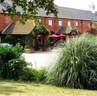 фото отеля Olde Barn Hotel Marston (England)