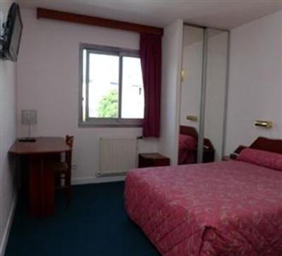 фото отеля Gis Hotel Neuilly-Plaisance