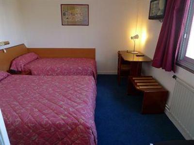 фото отеля Gis Hotel Neuilly-Plaisance