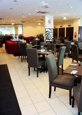 фото отеля Best Western Marina Island Resort