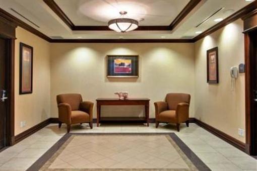 фото отеля Holiday Inn Express Huntsville (Canada)