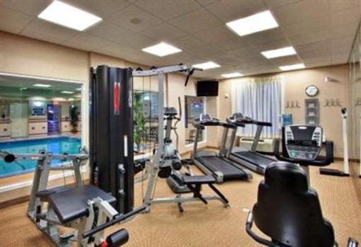 фото отеля Holiday Inn Express Huntsville (Canada)