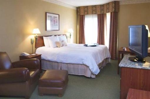 фото отеля Hampton Inn & Suites Nashville - Vanderbilt - Elliston Place