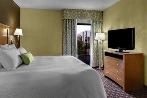фото отеля Hampton Inn & Suites Nashville - Vanderbilt - Elliston Place