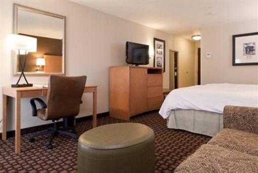 фото отеля Hampton Inn & Suites Nashville - Vanderbilt - Elliston Place
