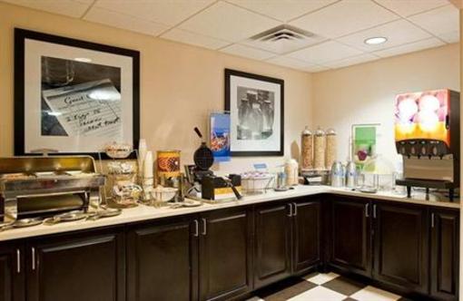 фото отеля Hampton Inn & Suites Nashville - Vanderbilt - Elliston Place