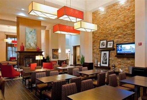 фото отеля Hampton Inn & Suites Nashville - Vanderbilt - Elliston Place