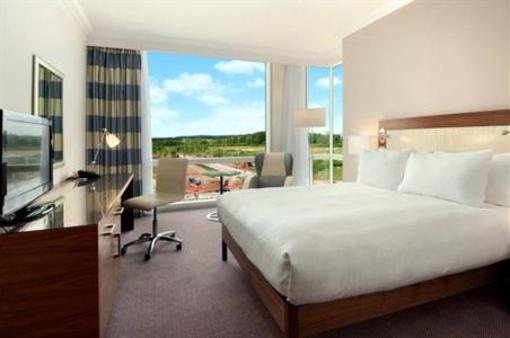 фото отеля Hilton Reading
