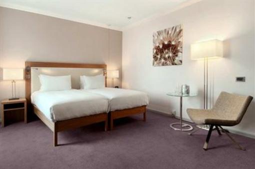 фото отеля Hilton Reading