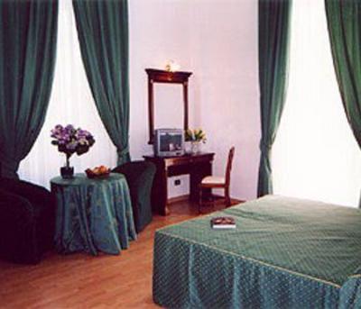 фото отеля Miramare Hotel Civitavecchia