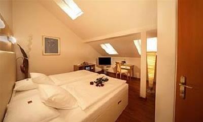 фото отеля Ametyst Hotel Prague