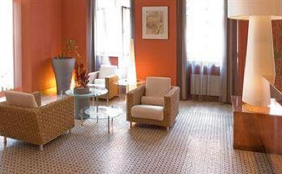 фото отеля Mamaison Residence Belgicka Prague