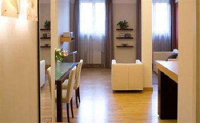 фото отеля Mamaison Residence Belgicka Prague