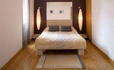 фото отеля Mamaison Residence Belgicka Prague