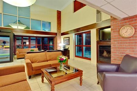 фото отеля Holiday Inn Express Hamilton Canada