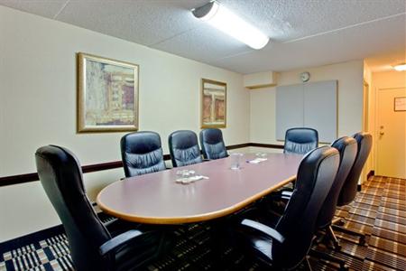 фото отеля Holiday Inn Express Hamilton Canada