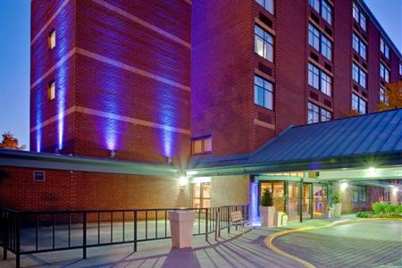 фото отеля Holiday Inn Express Hamilton Canada