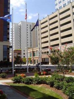 фото отеля Hilton Garden Inn Virginia Beach Town Center