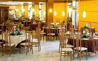 фото отеля Grand Hotel Villa Dei Papi