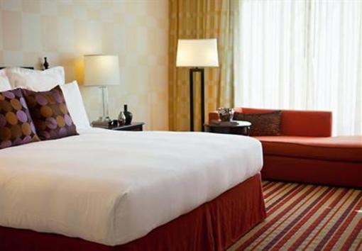 фото отеля Renaissance Oklahoma City Convention Center Hotel
