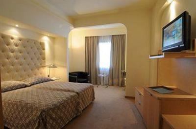 фото отеля Club Hotel Loutraki