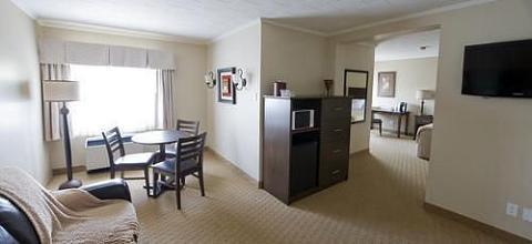 фото отеля Hotel Chateau-Bromont