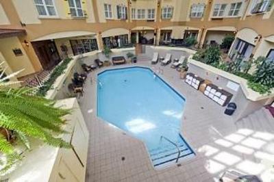 фото отеля Hotel Chateau-Bromont
