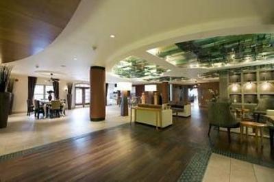 фото отеля Hotel Chateau-Bromont