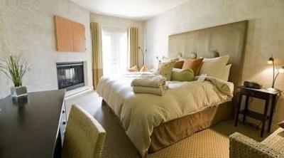 фото отеля Hotel Chateau-Bromont