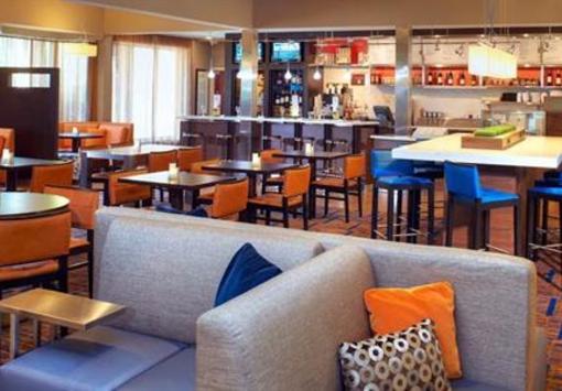 фото отеля Courtyard by Marriott Columbus Worthington